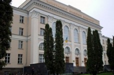 В Минобразования знают, как помочь НАУ