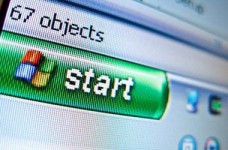 Компьютерами из Китая оборудуют 1 тысячу школ