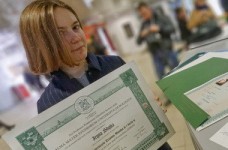 Реально ли вернуть студентов из Европы