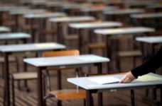 740 учеников из Донбасса и Крыма сдадут ЗНО