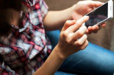 Получить консультацию по вопросам поступления почти невозможно