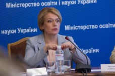 Министр: надо обеспечить право на образование