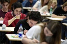 Киев и Львов лидируют по результатам ЗНО