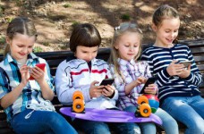 Клиповое мышление и школа: совмещая несовместимое