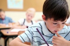 Новым законом запрещена аттестация школ