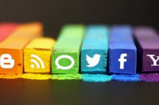 МОН хочет ввести в школах медиаобразование