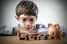 Школы должны отпраздновать День сбережений