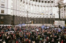 Педагоги Киева протестовали против сокращения зарплат