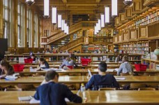 Национальные университеты должны подтвердить статус