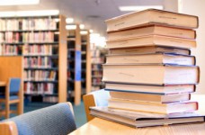 За госсредства напечатают три учебника для профобразования