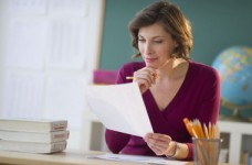 Сертифицировать учителей начнут не раньше 2019 года