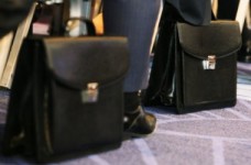 О переназначении руководителей учебных заведений в общинах