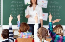 В МОН признали, что учителям занижают надбавки