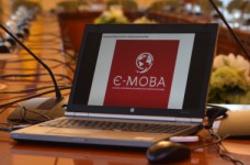 «Є-мова»: изучайте украинский онлайн бесплатно 