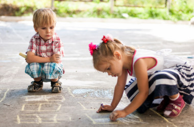 В МОН анонсировали начало работы пришкольных лагерей