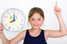 Изучаем время на часах и дни недели интересно