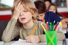 В МОН возмутились политической агитацией в школах