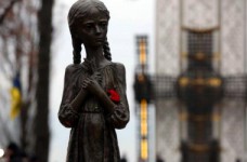 МОН планирует более широко изучать Голодомор в школах