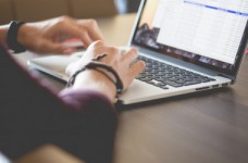 Министр: система э-поступления работала без сбоев