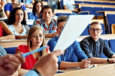 Учреждения профобразования уже зачислили 60 тысяч учеников