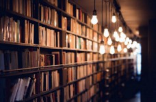 МОН: перечень школьных документов сокращен на 22%