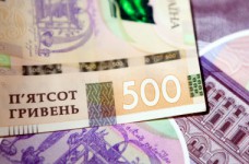 Учителя должны получать полную зарплату, - профсоюз