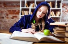 Для участия в ЗНО уже зарегистрировано 185 тысяч человек 