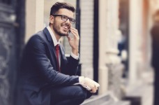 КМУ восстановил право аспирантов на стипендии