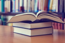 Определены учебники, которые напечатают за счет государства