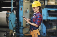 МОН планирует мотивировать педагогов профобразования