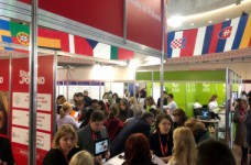 В Киеве проходит самая большая образовательная выставка