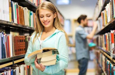 МОН утвердило еще 12 стандартов высшего образования