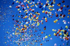 Школьники призвали не отпускать воздушные шарики