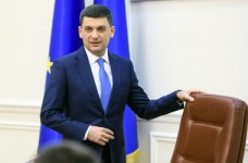 Гройсман хочет видеть учителя среди среднего класса