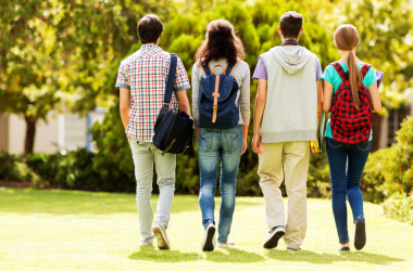 МОН планирует развивать английский в вузах