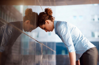 Почти половина безработных имеет высшее образование