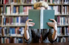 Несмотря на отмену, в регионах продолжают аттестацию школ