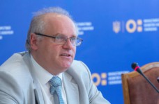 Абитуриентам советуют не откладывать подачу заявлений