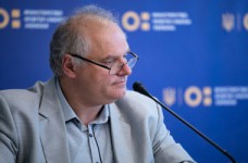 ЕВЭ по иностранному языку распространят на других магистров