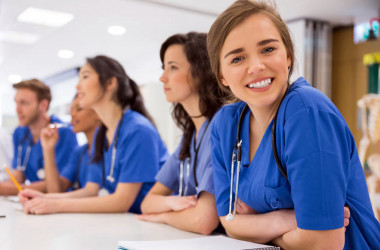 Международный экзамен по основам медицины: оценка экспертов