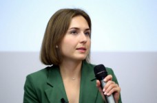 Повышение зарплат еще надо сделать реальным, - Новосад