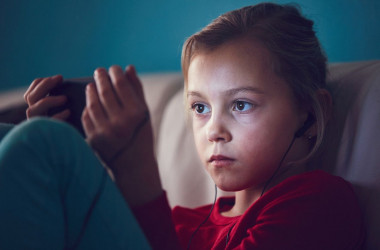 В Украине разработают стратегию защиты детей в Интернете