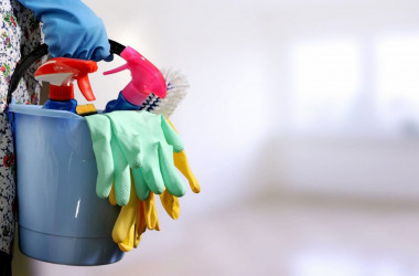 Батьки SOS: дети не обязаны убирать в школе