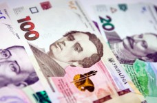 Власть на местах призвали выплатить надбавки учителям