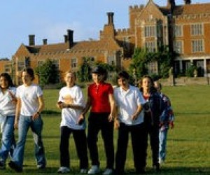 Корреспондент: Все больше украинцев отправляют детей в западные школы