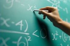 36% 15-летних учеников не достигают базового уровня по математике