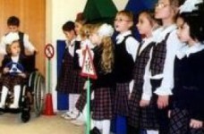 В пяти школах Киева внедряют инклюзивное обучение