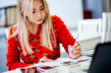 На участие в пробном ЗНО подано уже 260 тысяч заявок