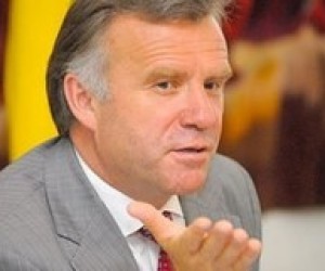 Станислав Николаенко: Министр должен навести элементарный порядок в образовании