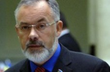 Табачник: Министерство образования обеспечит проведение тестирования на языке обучения